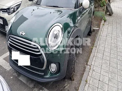 2017, BMW / mini cooper clubman, VIN: WMWLN5105H2G10647, 65477 км., gas