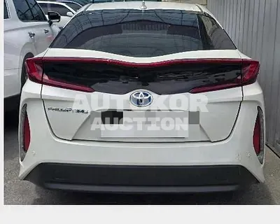 2019, Toyota / Prius Prime, 65729 км., hybrid, 1798 куб.см.