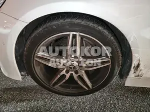 2018, Mercedes-Benz / E 220, unknown