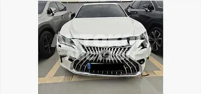 2025, Lexus / es300h, 7435 км., hybrid, 2487 куб.см.