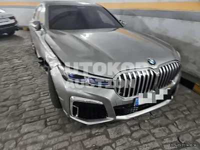 2021, BMW / 740i, 24000 км., gas