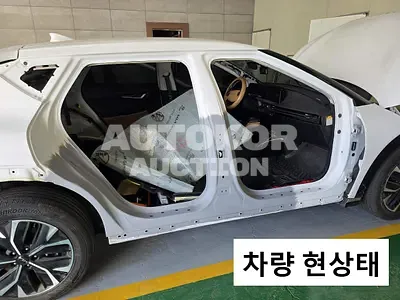 2023, Kia / ev6, VIN: KNAC381AFRA177886, 39708 км., electric