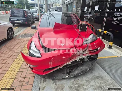 2020, Tesla / Model 3, VIN: 5YJ3E1EB3LF724706, 233033 км., electric, 1 куб.см.