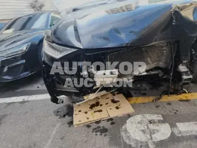 2021, Audi / Q8, VIN: WAUZZZF1XMD021225, 42493 км., gas