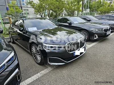 2021, BMW / 730d, VIN: WBA7BB103MCF15052, 32056 км., diesel