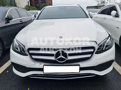 2018, Mercedes-Benz / E 200, VIN: WDDZF4CB1JA412858, 66266 км., gas