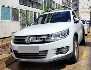 2015, Volkswagen / Tiguan, VIN: WVGZZZ5NZFW551985, 131587 км., diesel