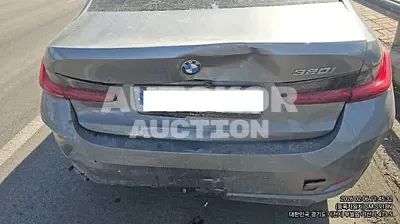 2024, BMW / 320i, 16032 км., gas
