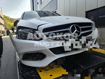 2016, Mercedes-Benz / C 200, 89211 км., diesel