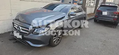 2018, Mercedes-Benz / e300, 52076 км., gas, 1991 куб.см.