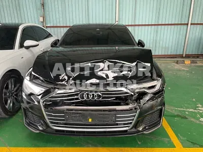 2022, Audi / A6, 40000 км., gas