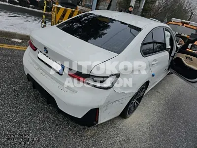 2023, BMW / 330, VIN: WBA31FF09PFN89655, 22222 км., hybrid