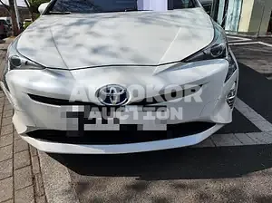 2018, Toyota / Prius, VIN: JTDKBRFUXJ3081185, 56254 км., hybrid, 1798 куб.см.