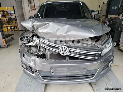 2015, Volkswagen / Tiguan, VIN: WVGZZZ5NZFW573209, 136712 км., diesel