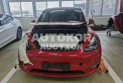 2021, Tesla / Model Y, VIN: 5YJYGDEF7MF227826, electric