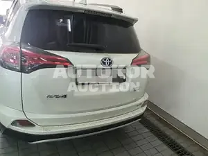 2018, Toyota / RAV4, VIN: JTMDJREV5JD258807, 111501 км., hybrid