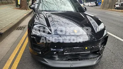 2025, Porsche / Macan, electric