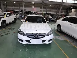 2015, Mercedes-Benz / E 200, 70341 км., gas, 1991 куб.см.