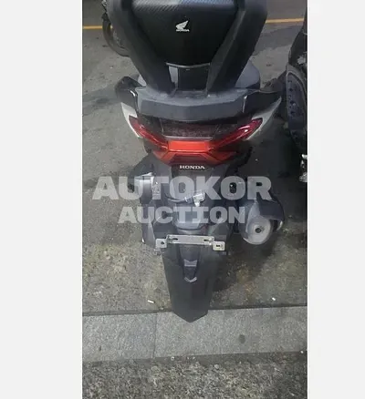2024, Honda / forza350, 100000 км., gas