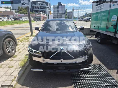 2026, BMW / 320i, VIN: WBA11FF03TFV98806, 5285 км., gas, 1998 куб.см.
