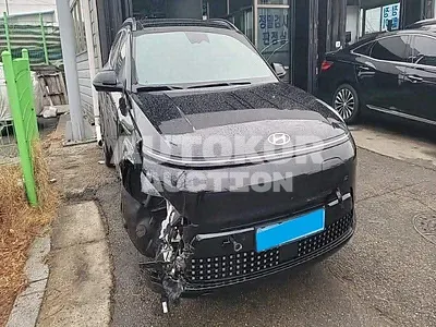 2023, Hyundai / Kona, VIN: KMHHE816FPU001346, 90754 км., electric