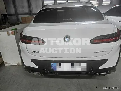 2023, BMW / X4, 18740 км., gas