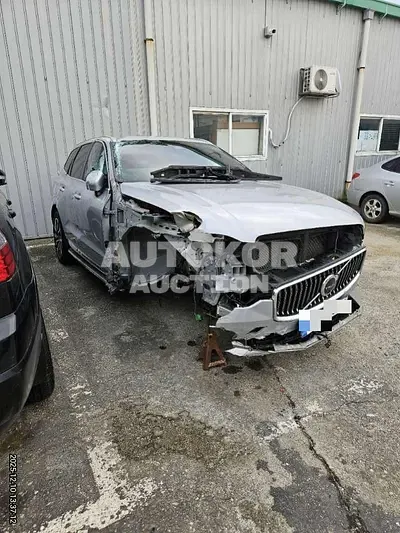 2022, Volvo / XC60, gas