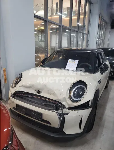 2022, MINI / Cooper, VIN: WMW41DH0XN2P74338, 19810 км., gas