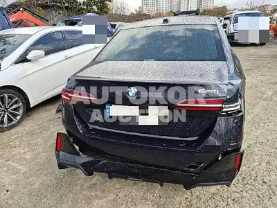 2023, BMW / 520, 40000 км., hybrid, 1998 куб.см.