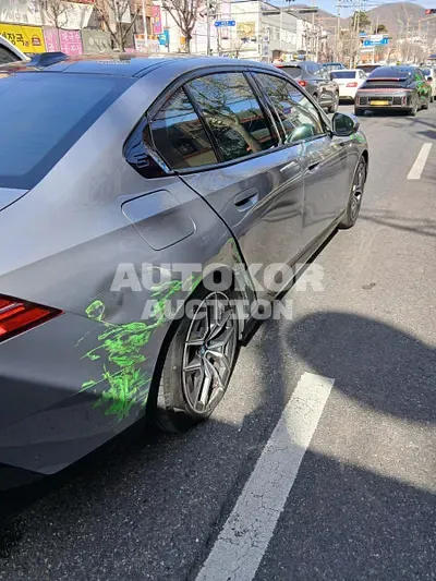2025, BMW / 520i, gas