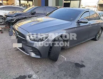 2021, Mercedes-Benz / E 350, VIN: W1KZF8GB5MA989477, 70269 км., gas