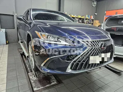 2023, Lexus / ES 300, 60872 км., hybrid, 2487 куб.см.
