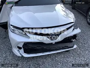 2018, Toyota / Camry, VIN: JTNB21HK2J3011981, 42032 км., hybrid