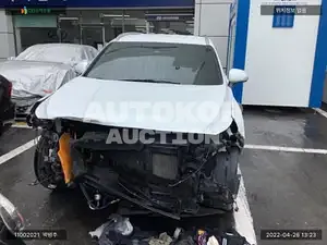 2018, Hyundai / Santa FE, VIN: KMHS381BDKU063945, diesel