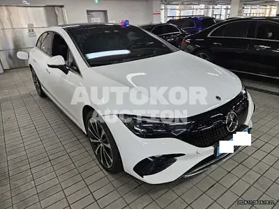 2023, Mercedes-Benz / eqe, VIN: W1KEG2BB3PF013124, 31739 км., electric