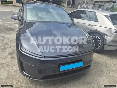 2025, Tesla / Model Y, VIN: LRWYGCFJ5SC104028, 13000 км., electric, 1 куб.см.