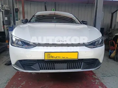 2022, Kia / ev6, VIN: KNAC281CPNA048414, 250000 км., electric
