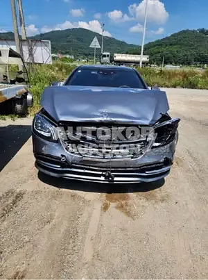 2017, Mercedes-Benz / S 560, 147135 км., gas