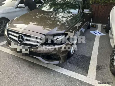 2017, Mercedes-Benz / e300, 120000 км., gas