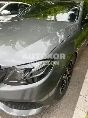 2016, Mercedes-Benz / E 300, unknown