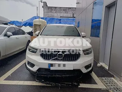 2020, Volvo / XC40, 53845 км., gas