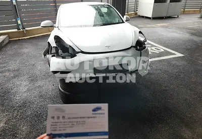2022, Tesla / Model 3, VIN: 5YJ3E1EB6NF312881, electric