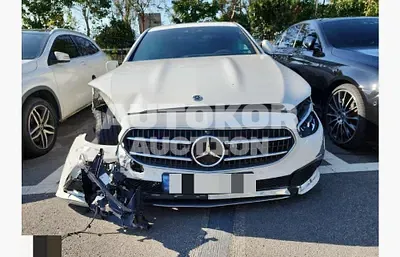 2022, Mercedes-Benz / E 250, 26580 км., gas, 2000 куб.см.
