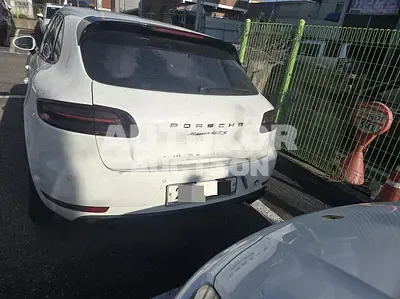 2017, Porsche / Macan, VIN: WP1AG295XHLB81613, 79978 км., gas