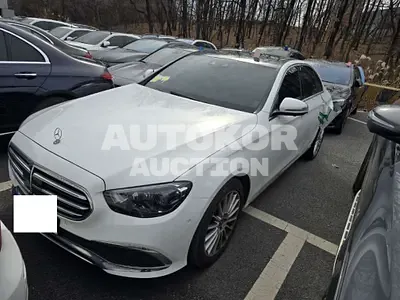 2023, Mercedes-Benz / E 250, VIN: W1KZF4FB7PB100378, 18700 км., gas