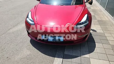 2020, Tesla / Model 3, 80990 км., electric