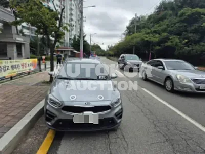 2018, BMW / Z1, 68718 км., gas, 1598 куб.см.