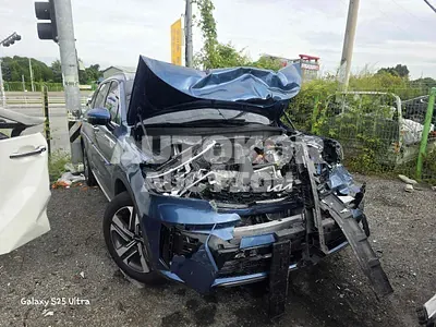 2023, Kia / Sorento, VIN: KNARH81GBPA193665, hybrid