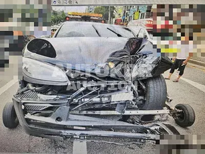 2024, Porsche / Macan, gas