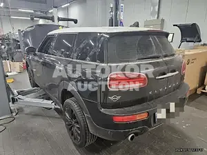 2022, MINI / Clubman, VIN: WMWXJ3100P2T47254, 26567 км., gas